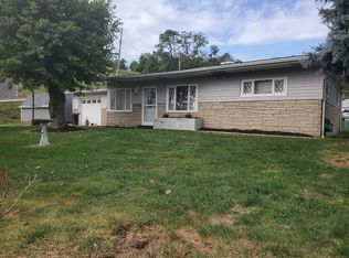 1201 Barkley Rd, McKeesport, PA 15133