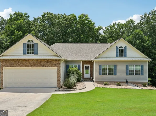3576 Phoenix Cove Dr, Gainesville, GA 30506