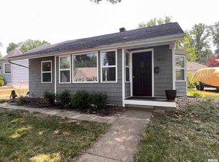 1612 W Circle Rd, Peoria, IL 61604