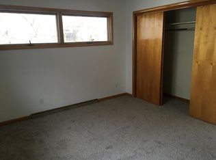 1924 Eastmoreland Ave, Rockford, IL 61108