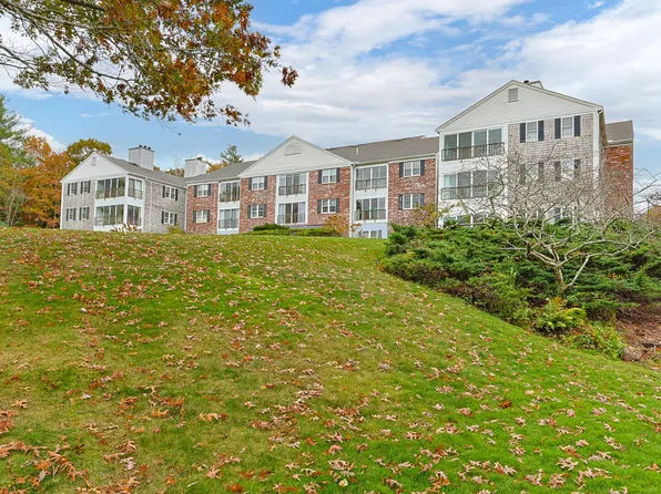 7 Hilltop Drive UNIT 7, Sandwich, MA 02563