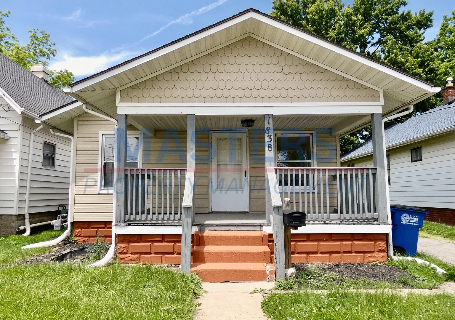 Beautiful Toledo 3 Bed House — Photo 1