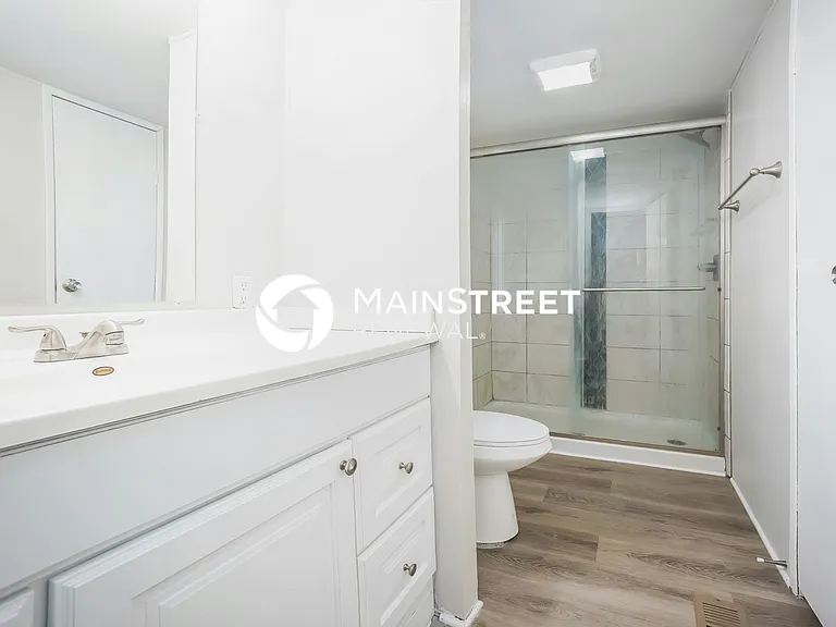 Main Bathroom