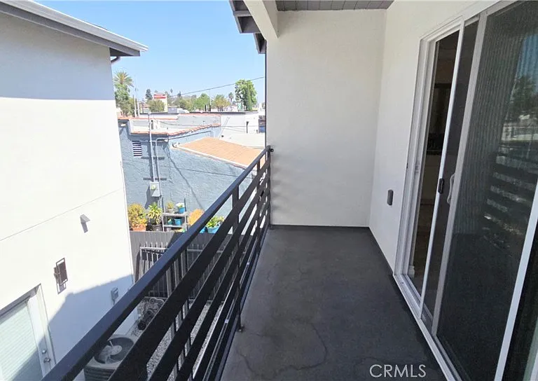 10824 Long Beach Blvd — Photo 41