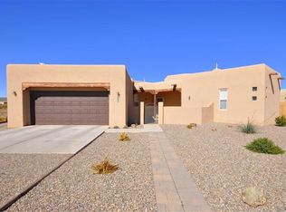 931 Starry Sky Ave NE, Rio Rancho, NM 87144