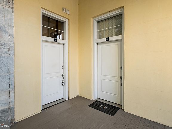 3rd image of 1 Academy Cir Unit 222
