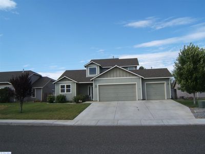 5002 Spirea Dr, West Richland, WA, 99353