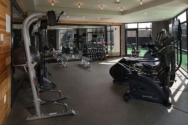 Rented by Nooklyn NYC LLC | media 131