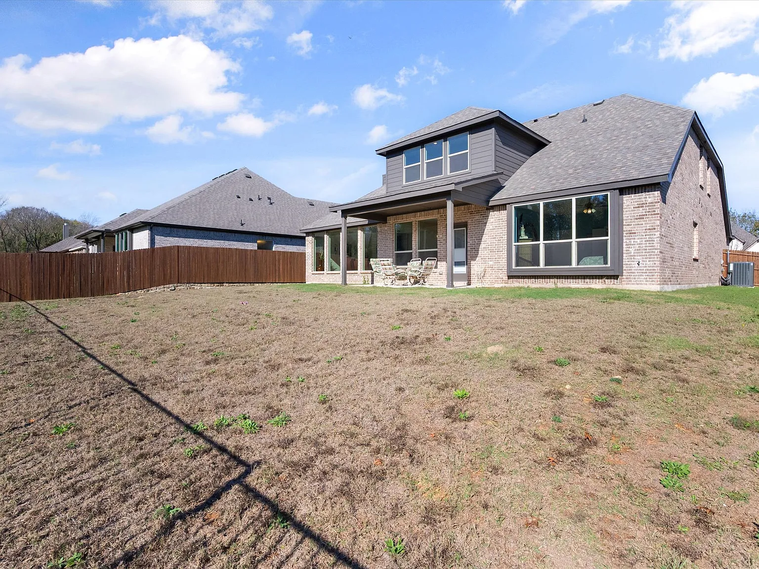 4 bed, 2970 sqft, $3,400 — Photo 4