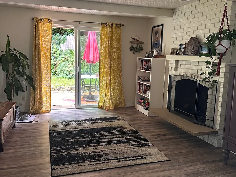 845 Woodbine Way — Photo 9