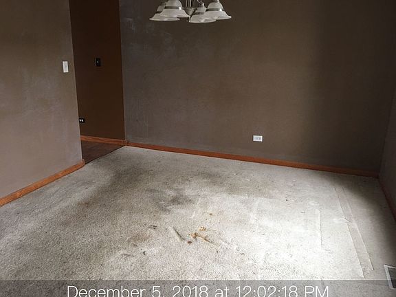 4th image of 688 Cassandra Ln