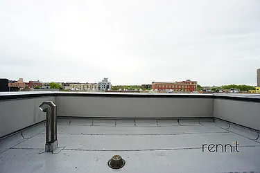 Rented by Rennit Inc.