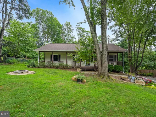 1 Beech Dr, Stafford, VA 22556