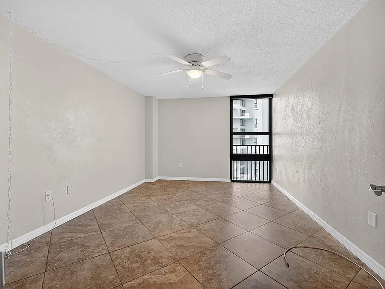 3051 S Atlantic Ave #505 — Photo 9