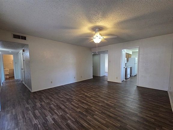 3rd image of 1802 Azalea Dr #A