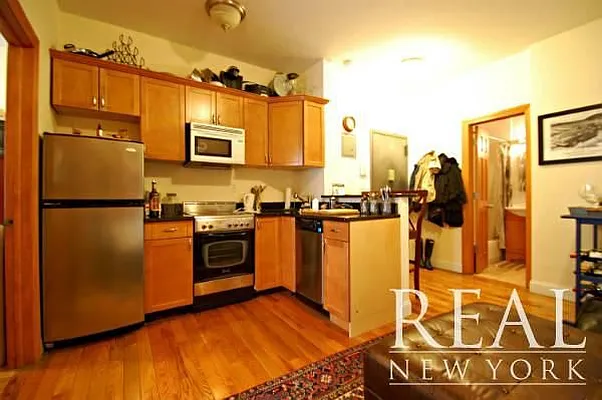 Rented by REAL New York | media 14