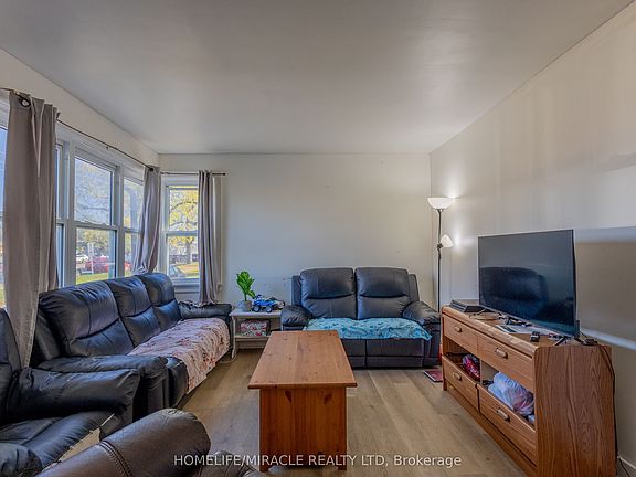 2nd image of 437 Clarke Rd