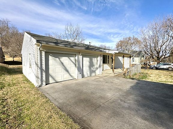 2nd image of 1685 England Hollow Rd