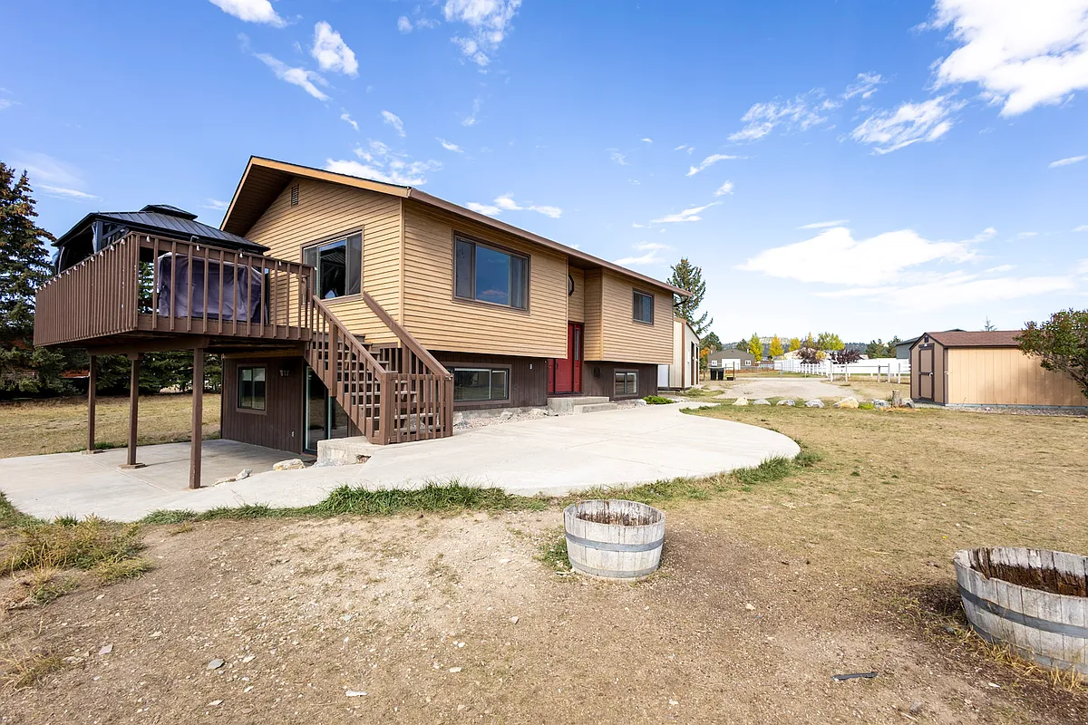 Building Photo - 845 Terrence Rd