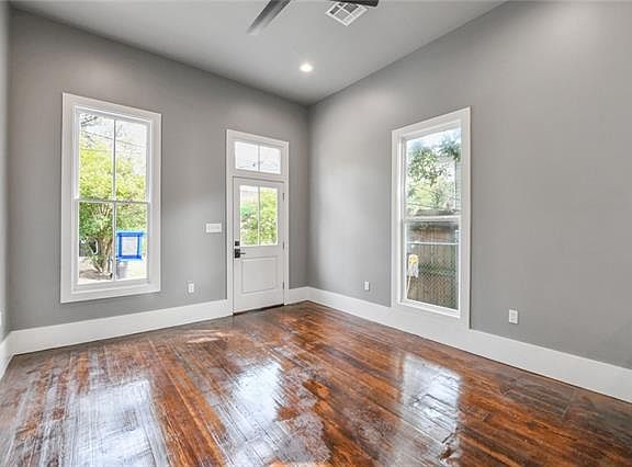 3rd image of 1012 Cadiz St #1012
