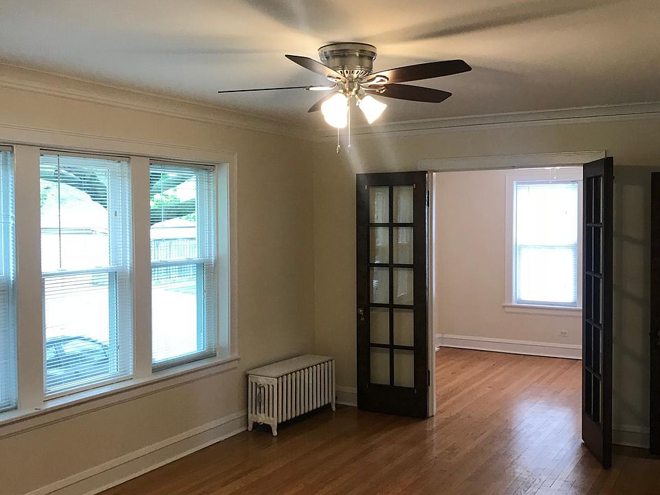 1st image of 3315 W Ardmore Ave Floor 1