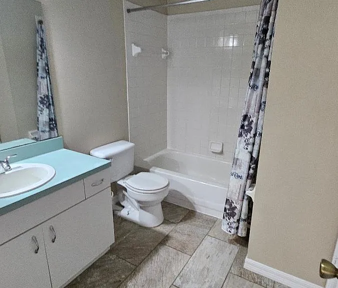 1633 Windsor Oak Ct — Photo 13