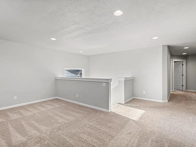 1229 S Greenacres Ct — Photo 21