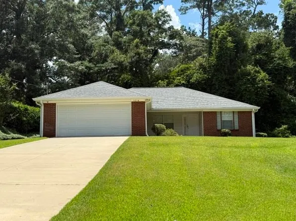 3214 Springdale Dr, Tallahassee, FL 32312