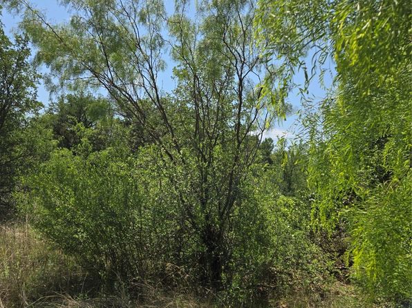 7143 Dillard Dr, Brownwood, TX 76801