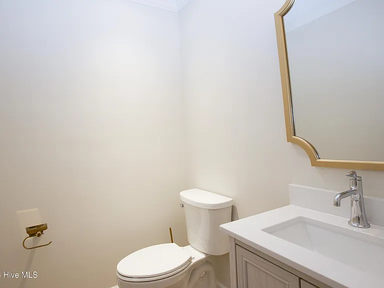131 Racquet Ln — Photo 23