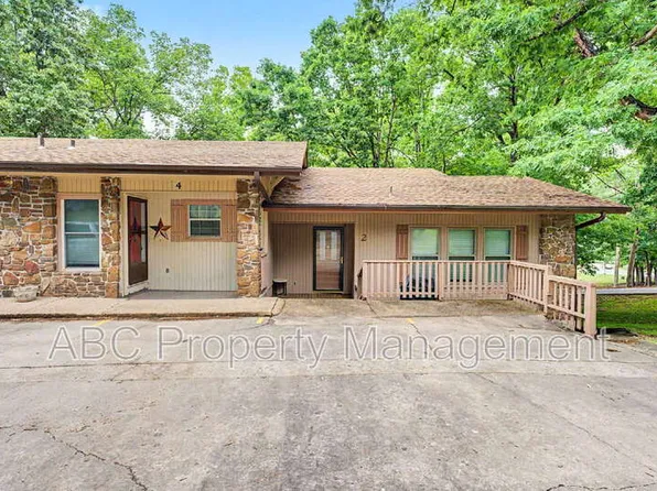 2 William Ln, Bella Vista, AR 72715