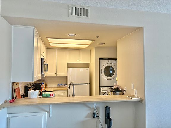 4th image of 2960 Champion Way APT 2314