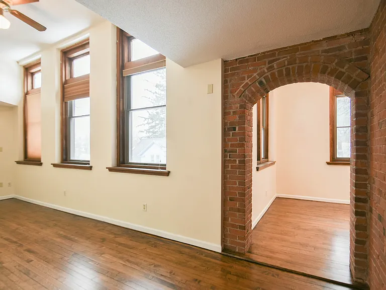 58 Woodley Ct #10 — Photo 8