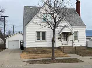 51 Runnels St, Port Huron, MI 48060