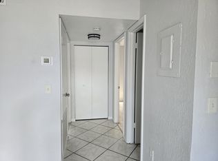 Pebble Woods Apartments, Tampa, FL 33617