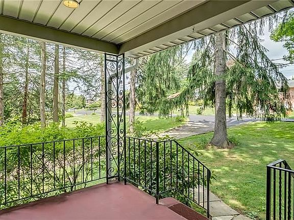 4th image of 324 Frankland Ave