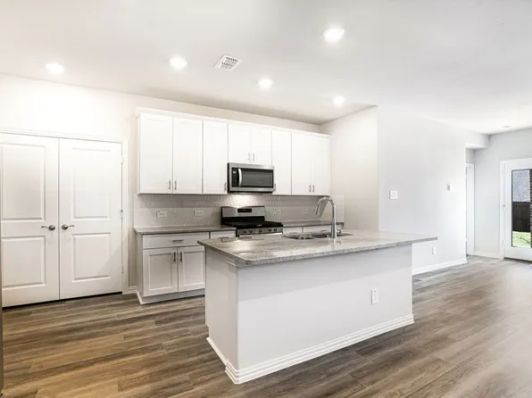 704 Caraway Dr, McKinney, TX 75071