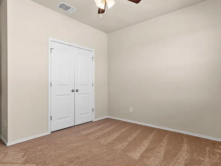 210 Green Valley Dr #A — Photo 12