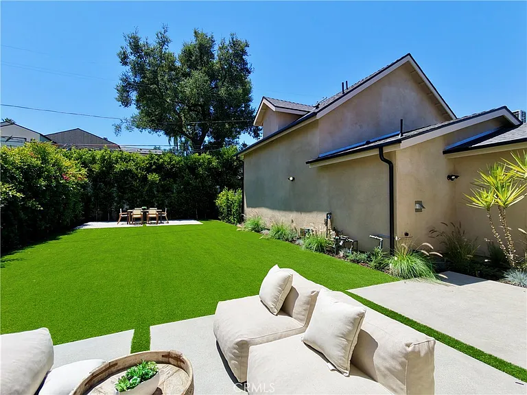 4819 Genesta — Photo 41