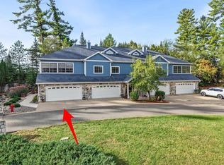 812 River Rdg #A, Eagle River, WI 54521