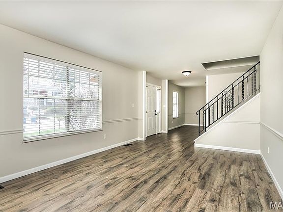 2nd image of 272 Village Meadow Dr