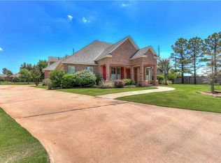 1450 Pineridge Rd, Midwest City, OK 73130