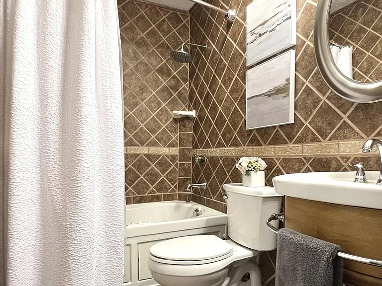 79 W Van Lake Dr — Photo 16