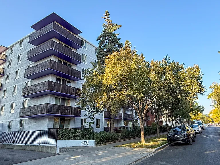 1231 15th Ave SW — Photo 18