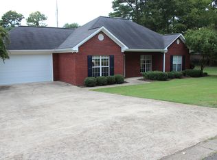 113 Northgate Dr, Starkville, MS 39759