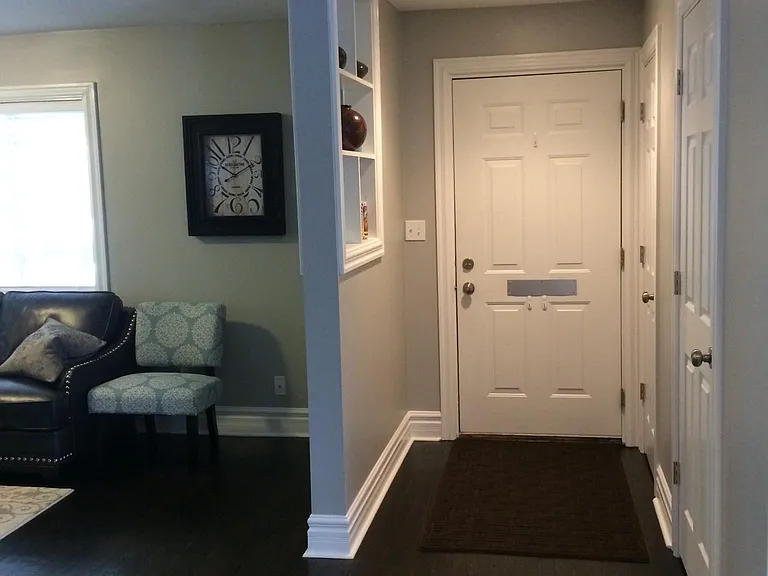 223 Phillips Pl — Photo 8