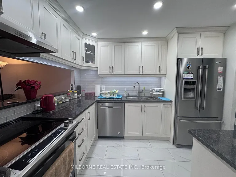 1890 Valley Farm Rd #507 — Photo 5