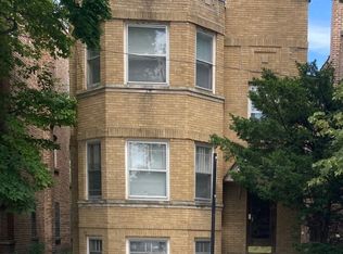 2226 W Argyle St, Chicago, IL 60625