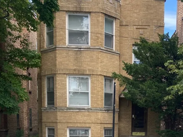 2226 W Argyle St, Chicago, IL 60625