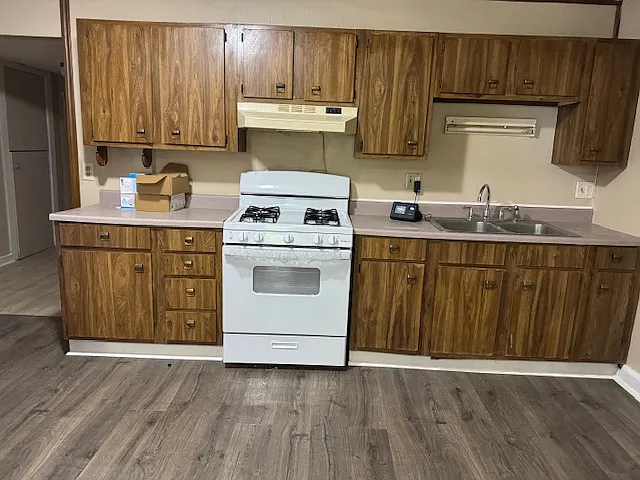 2368 Velma Ave — Photo 8